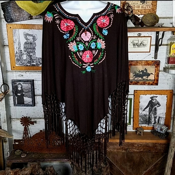 Scully Sweaters - Scully embroidered Pancho